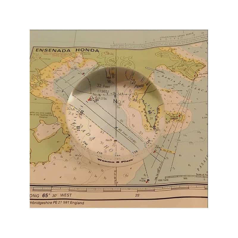 Loupe Professional magnifier à poser sur une carte