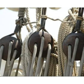 Lampe plage des demoiselles poulies
